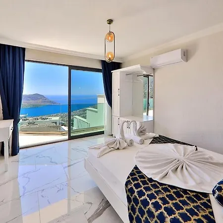 Londra - Hill Villa Kalkan